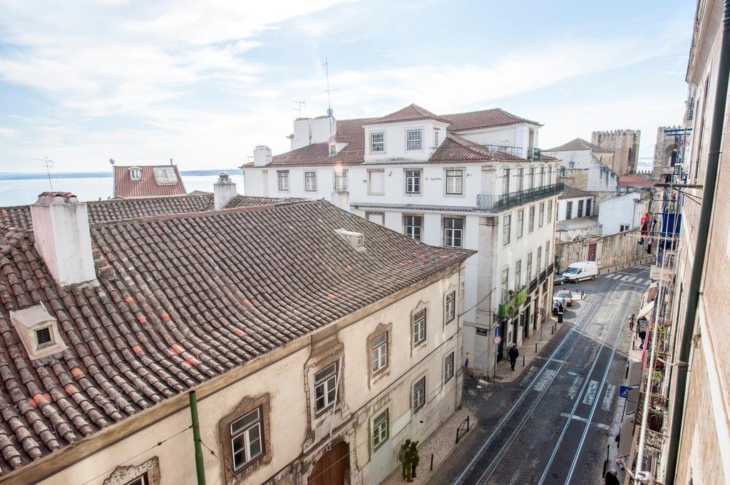 Portas Do Teatro Apartments Лиссабон Номер фото